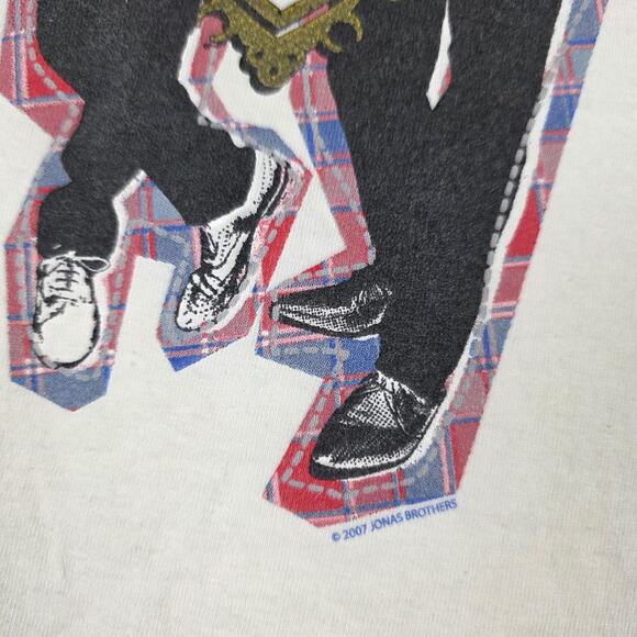 Jonas Brothers Shirt Mens Large White 2008 Concert Tour Band Graphic Tee 2007 - Picture 2 of 8